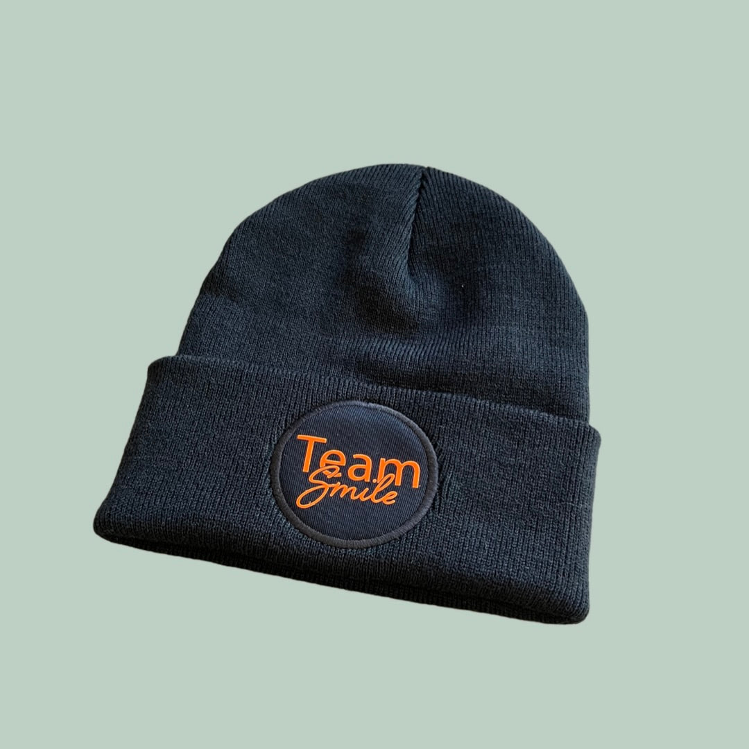 Statement Beanie Mütze "Team smile" bedruckt