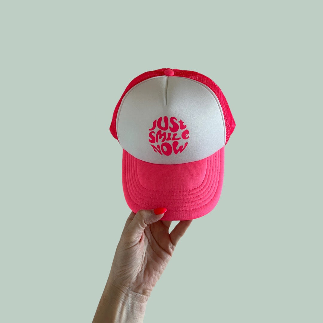 Statement Trucker Cap "just smile now" pink line frontal